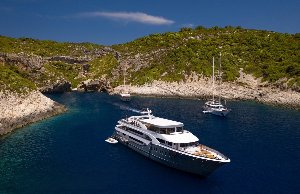 An image of Agape Rose yacht