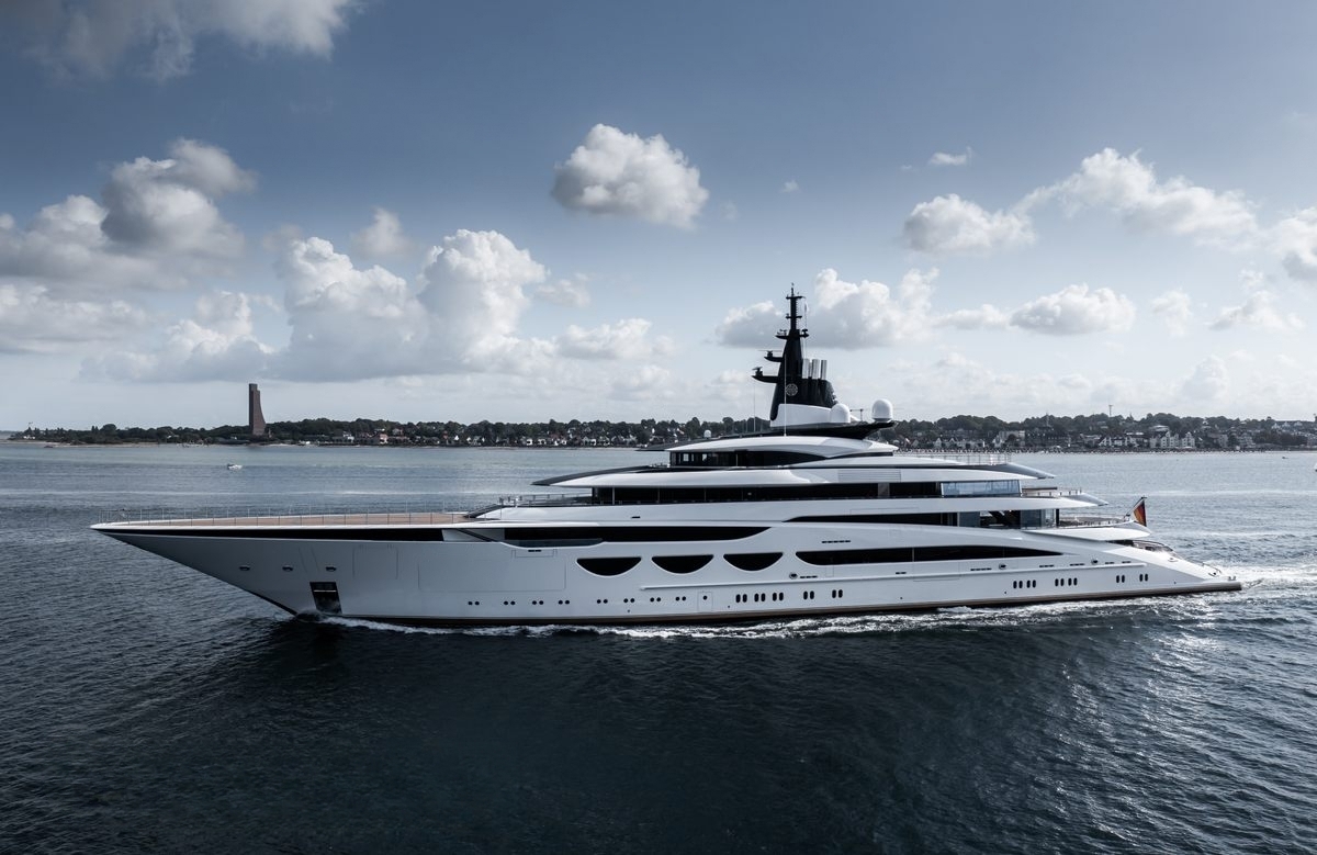 An image of Ahpo yacht