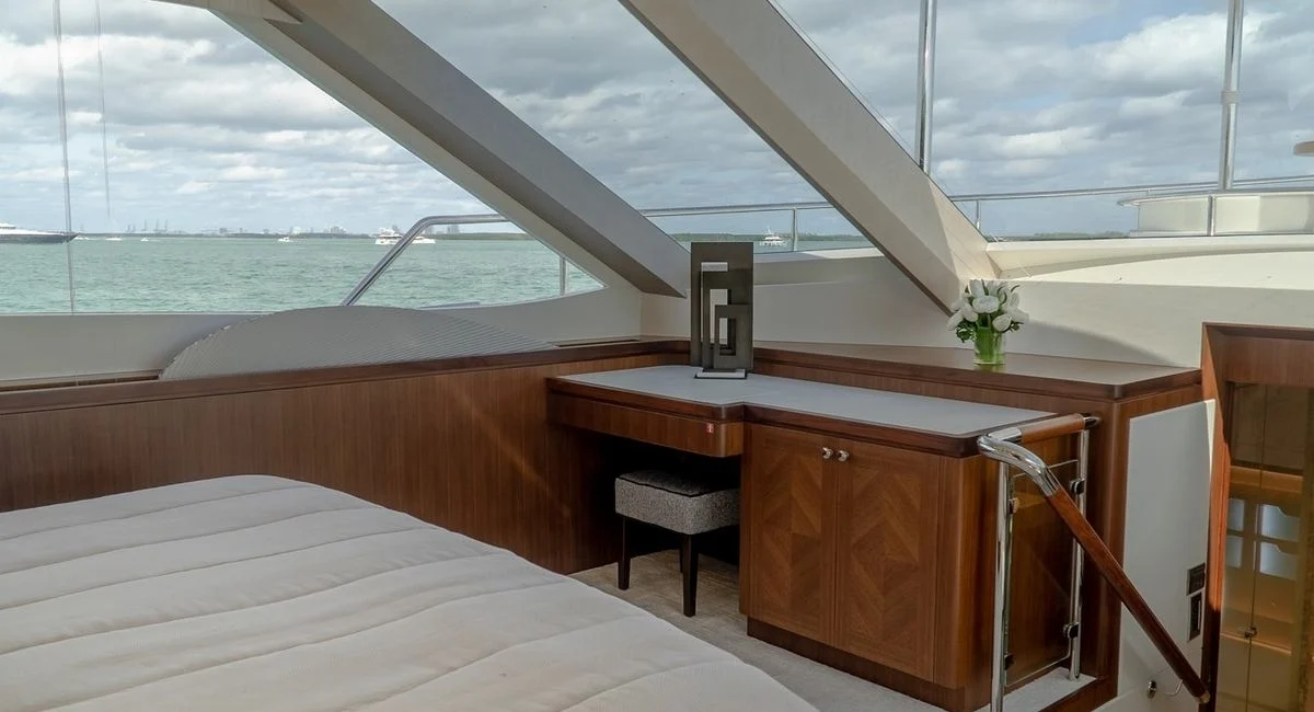 A preview of interior Bedroom cabin
