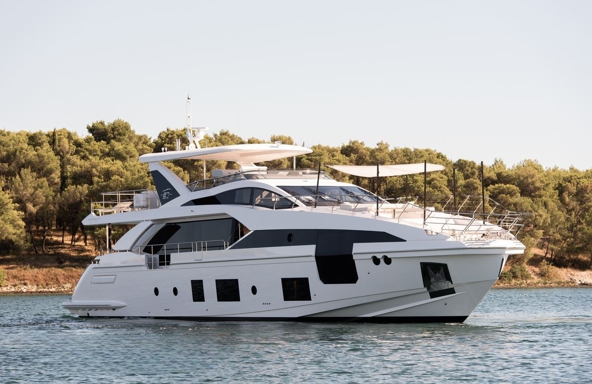 An image of Eh2 yacht