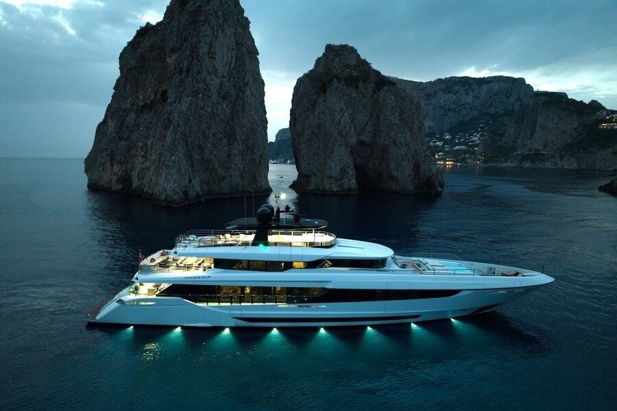 An image of Halara yacht