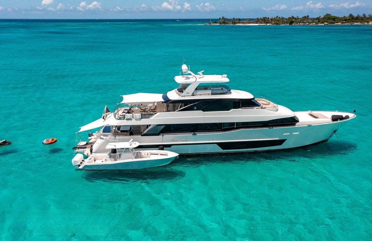 An image of I C yacht