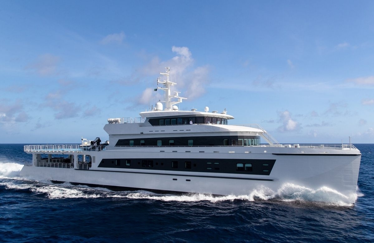 An image of Wayfinder yacht