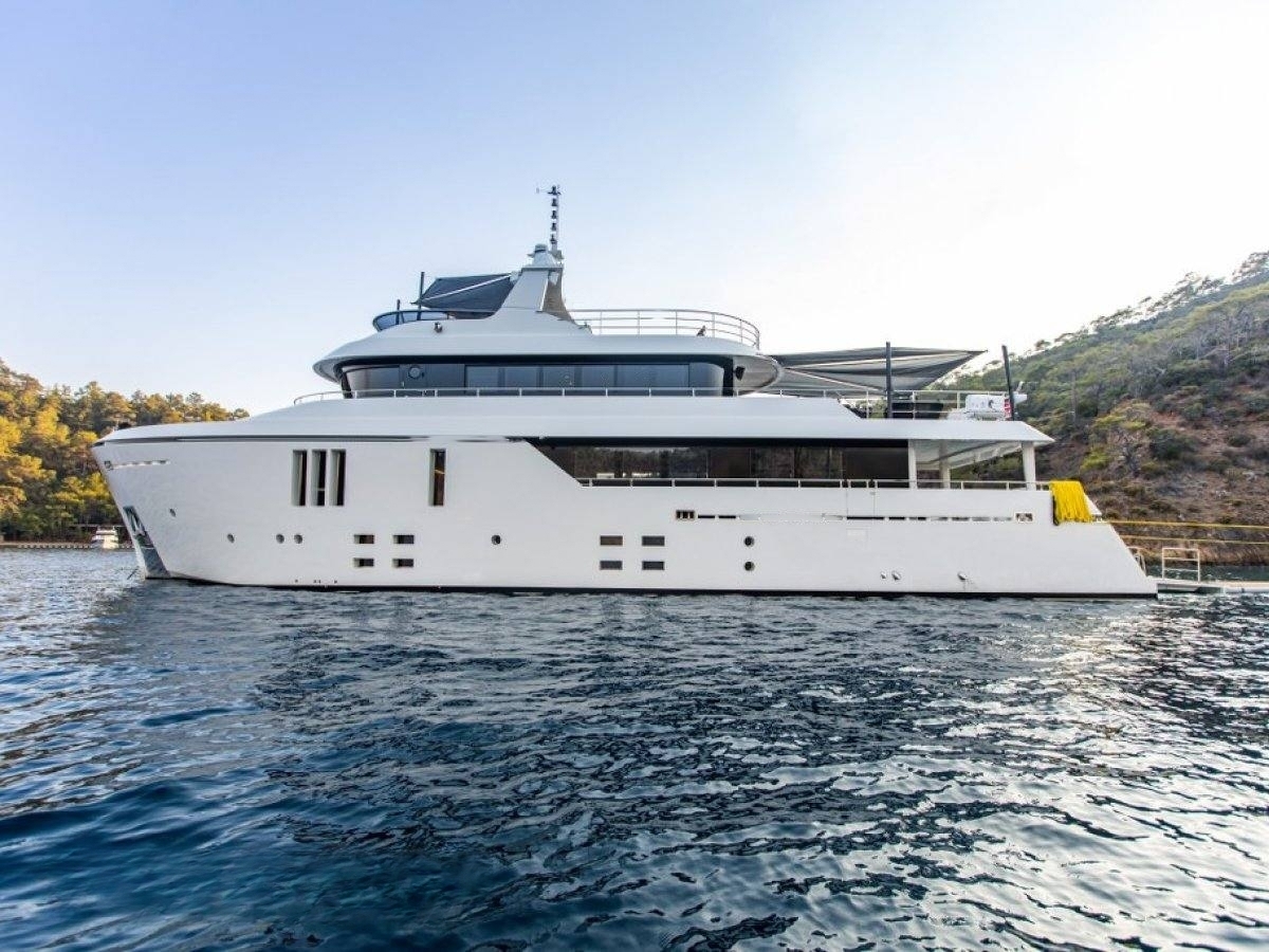 An image of Zeemar yacht