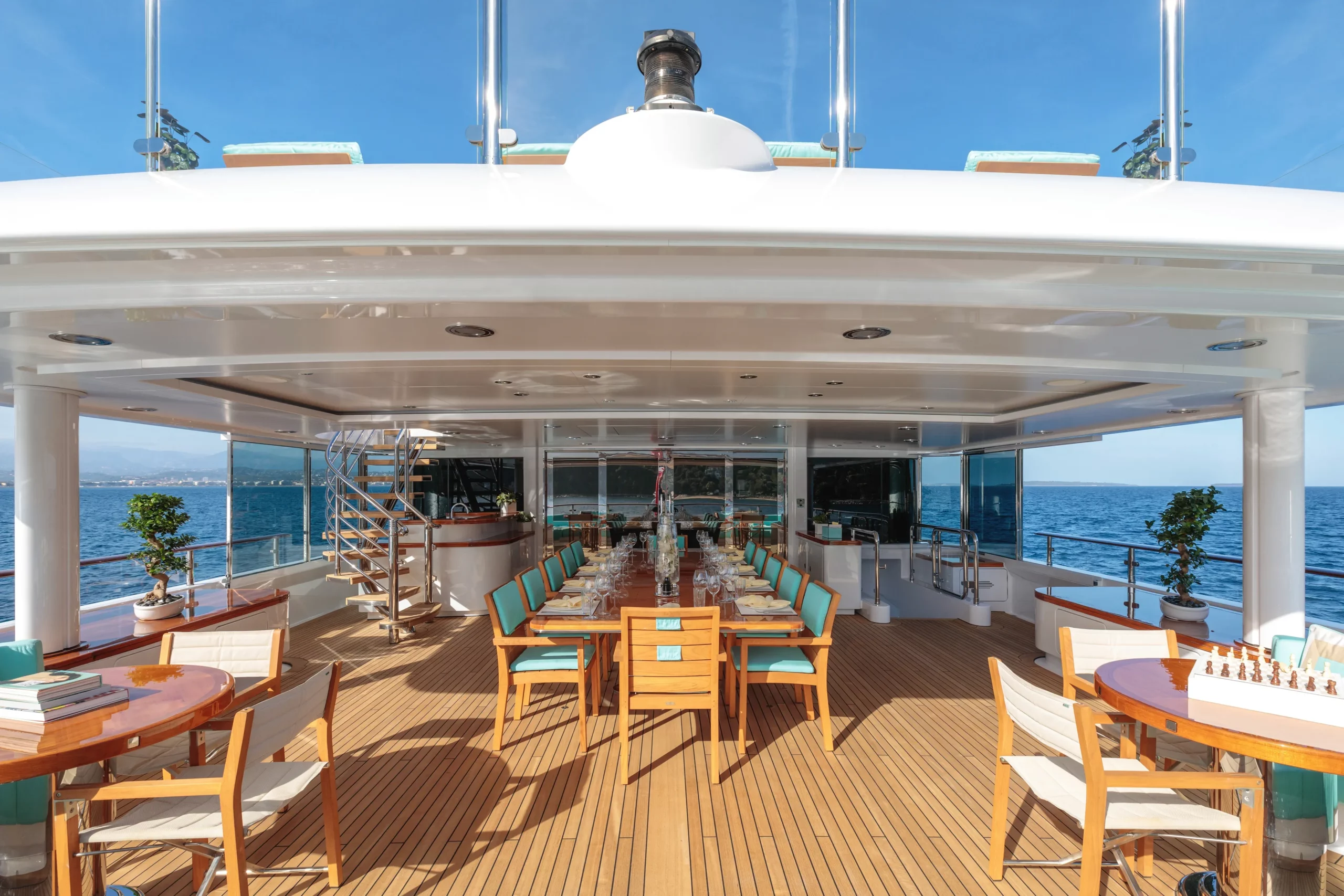 An image of Aifer yacht