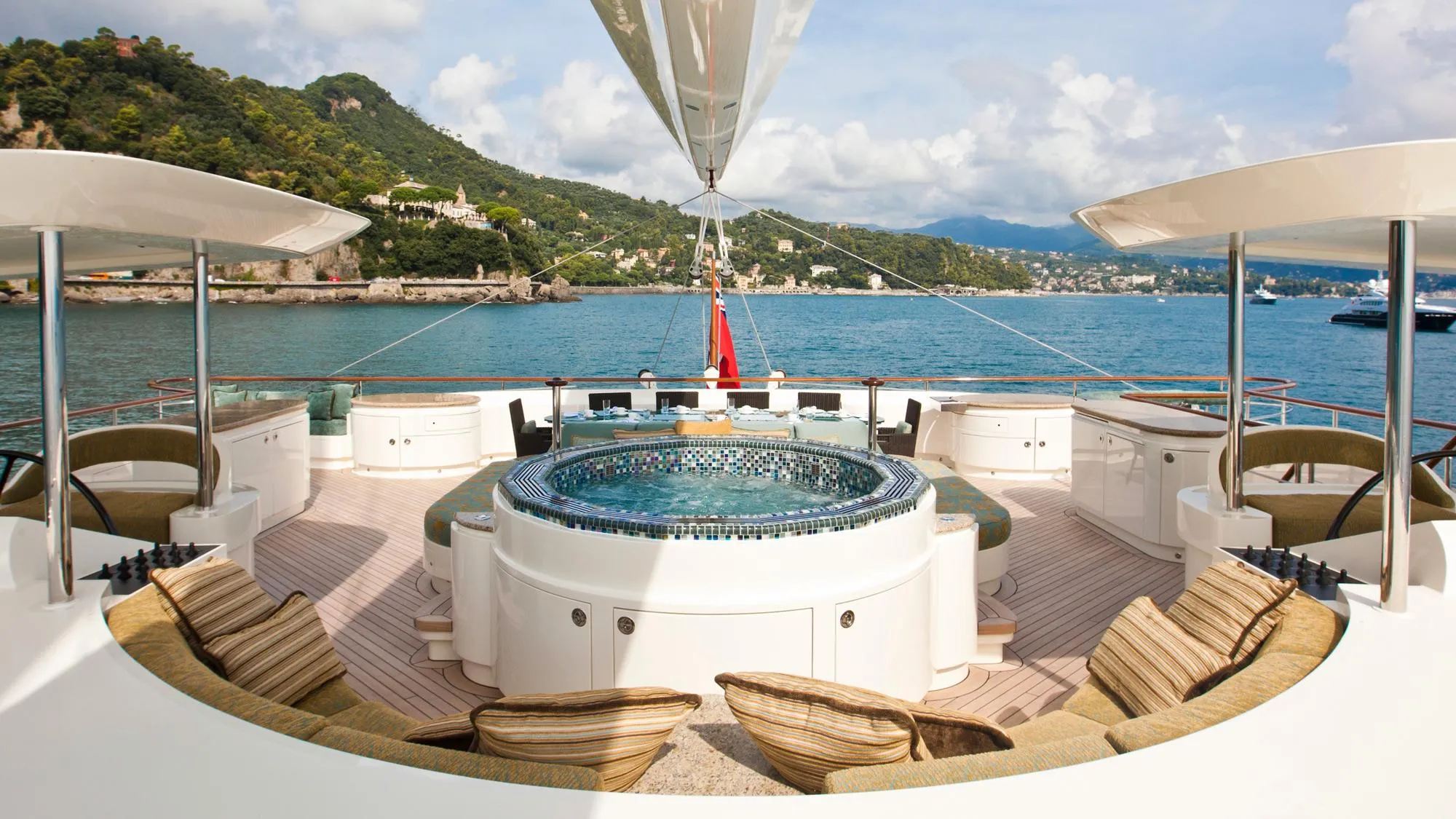 An image of Hemisphere yacht