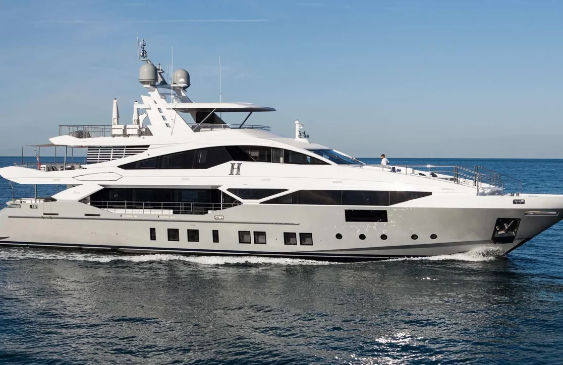 An image of H yacht