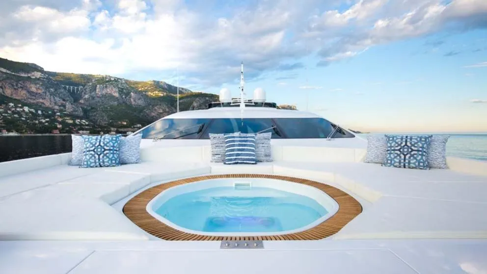 An image of Da Vinci yacht