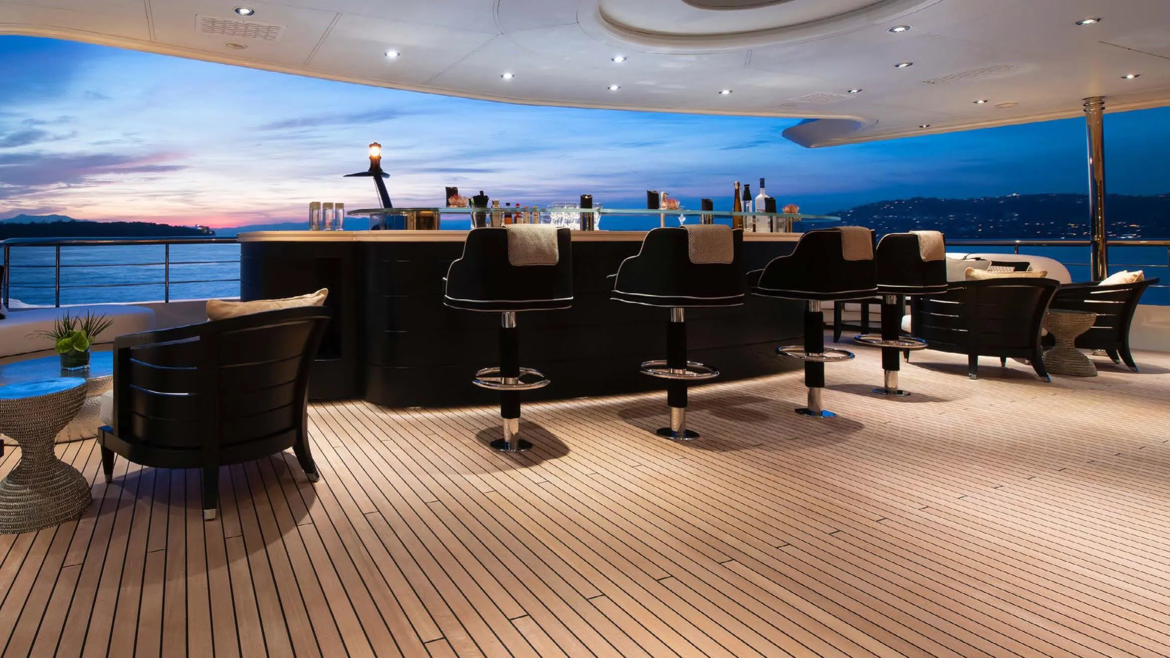 An image of Sunrays yacht