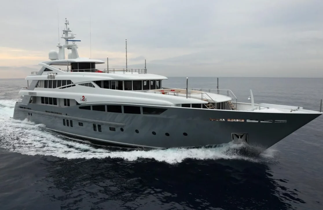 An image of 2 Ladies yacht