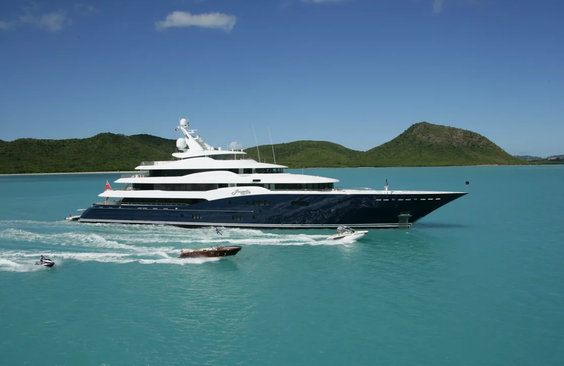 An image of Amaryllis yacht