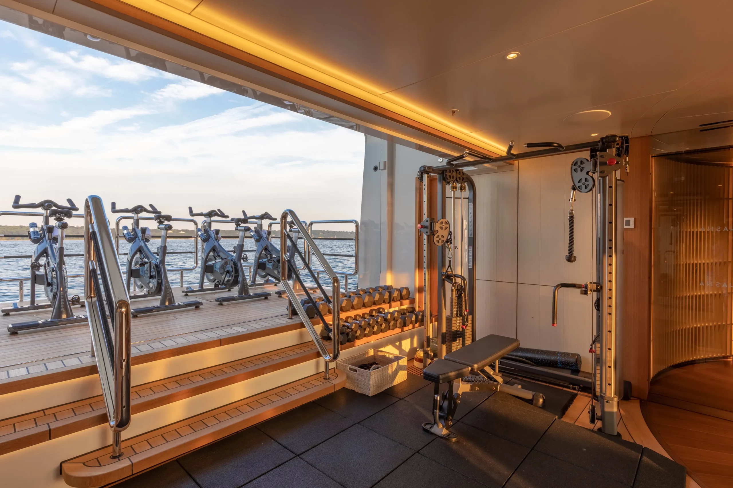 An image of Lunasea yacht