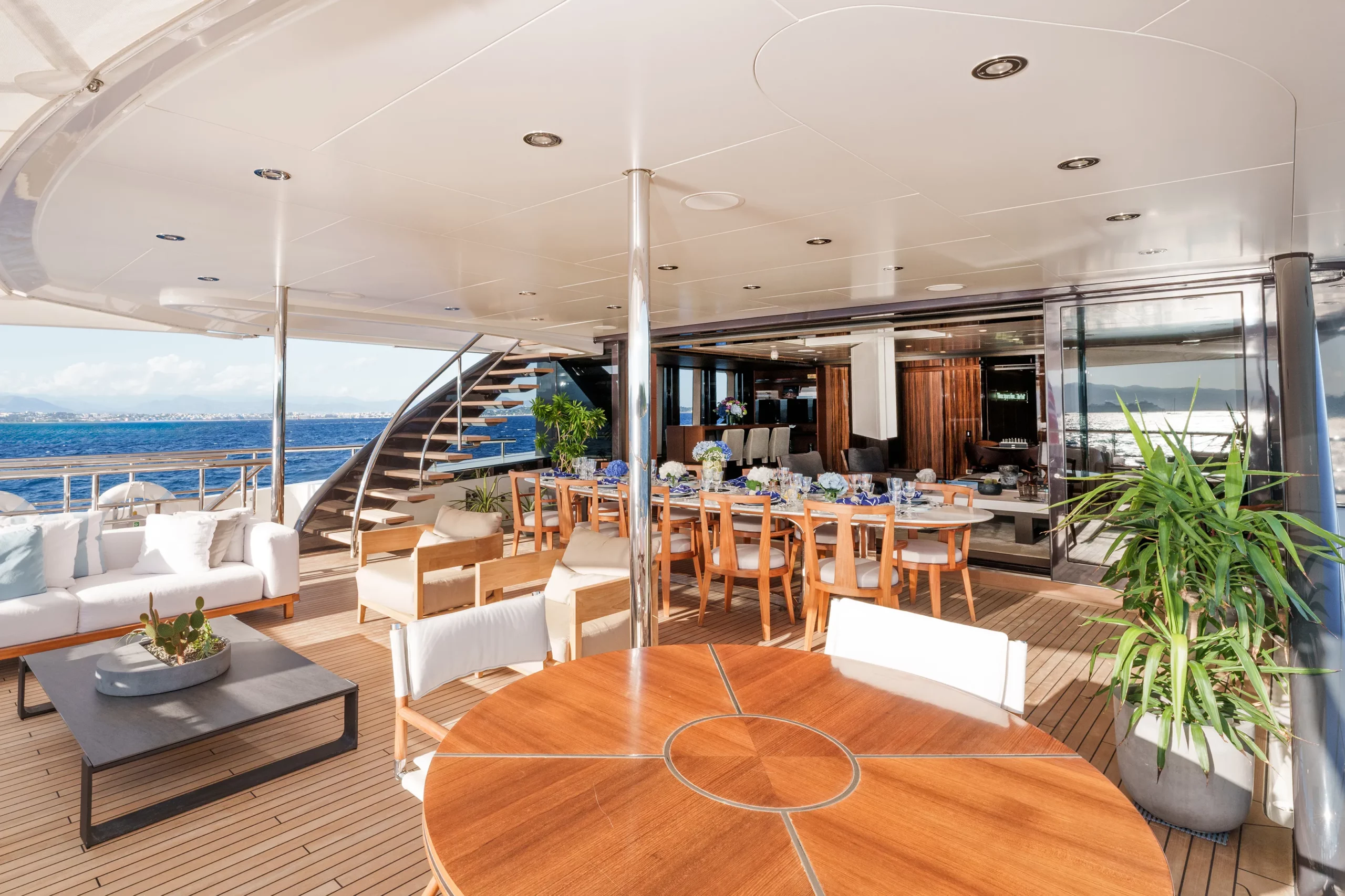 An image of Halo yacht