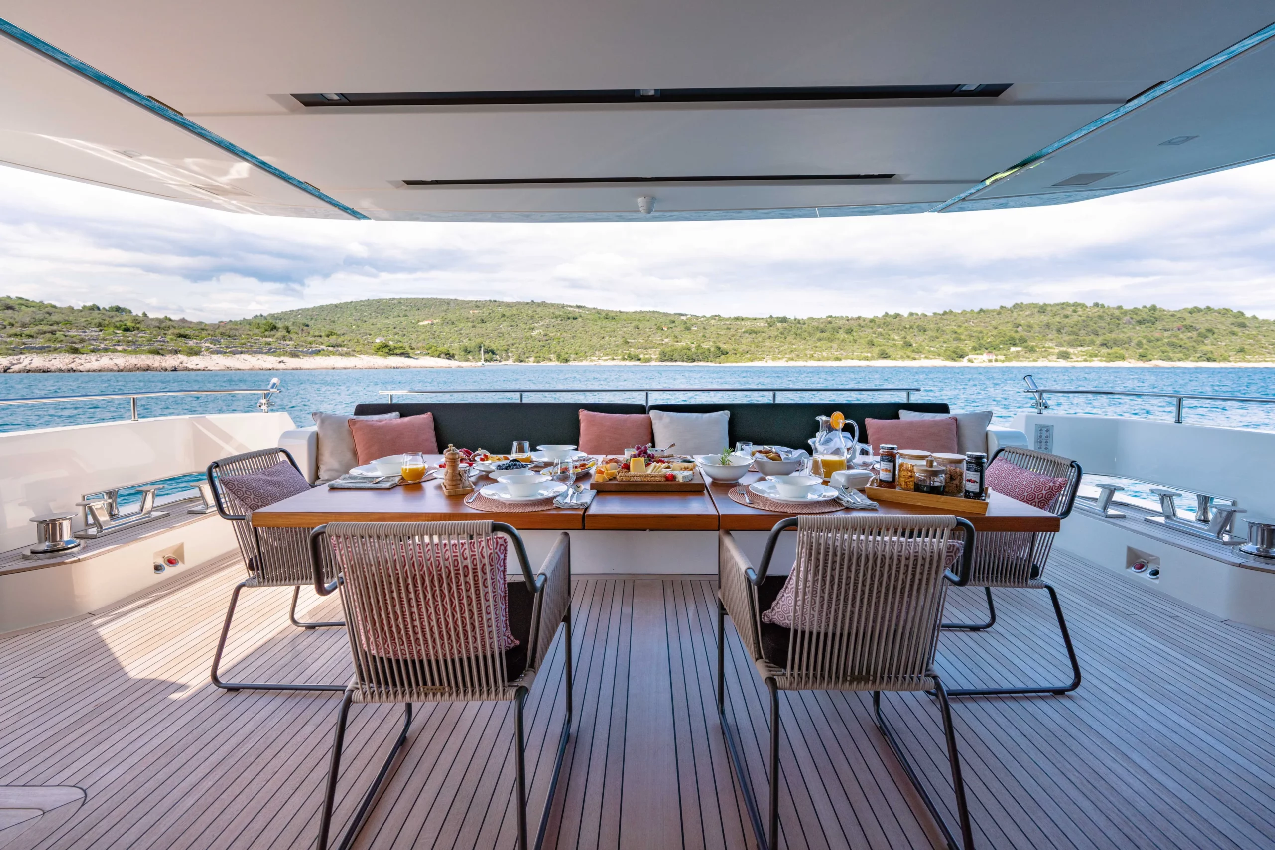 An image of Journey yacht
