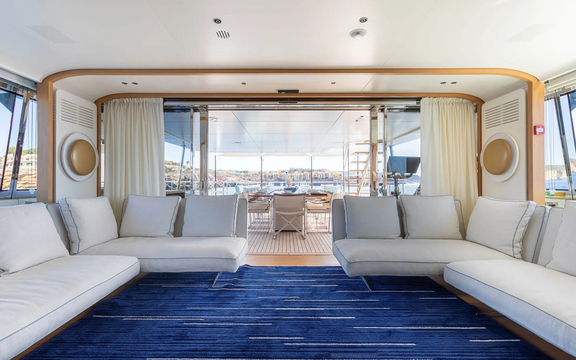 An image of Eh2 yacht