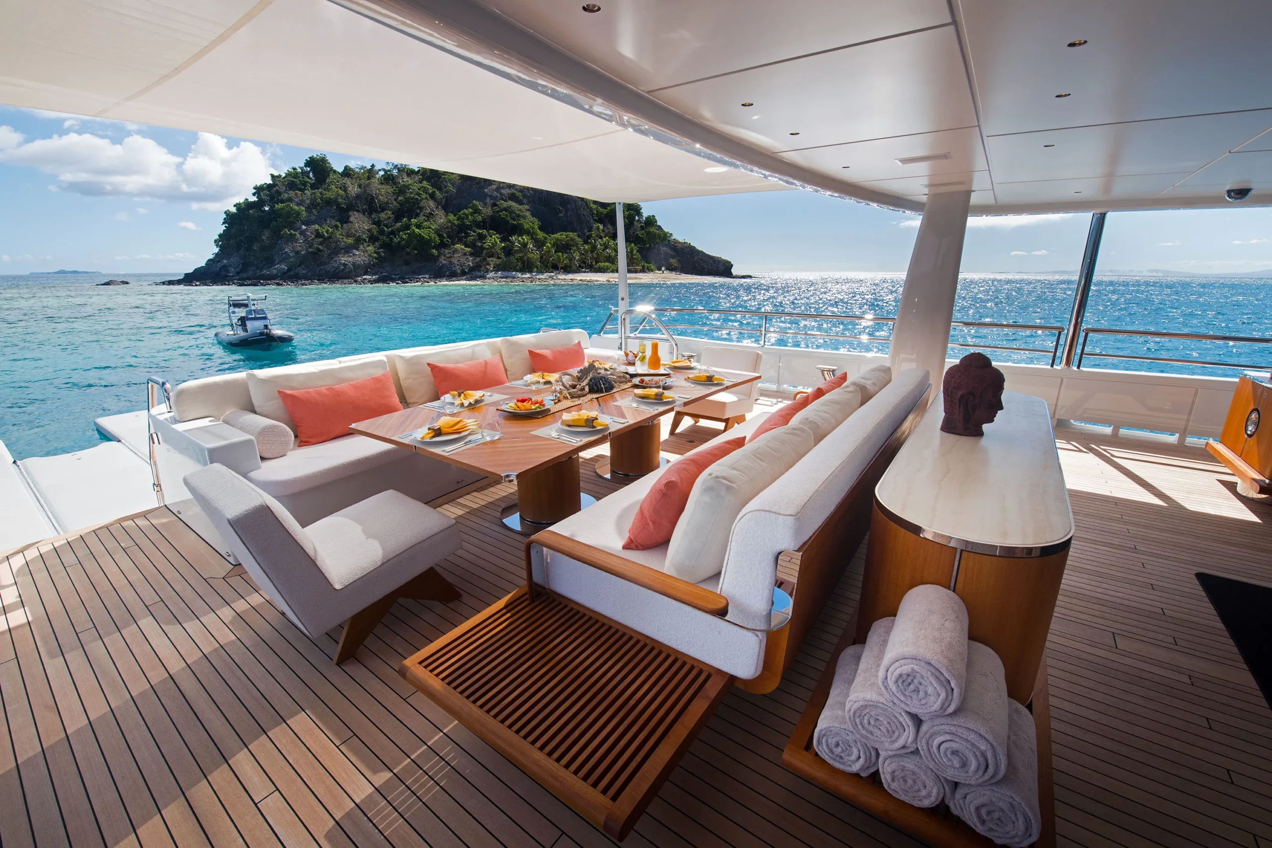 An image of Driftwood yacht