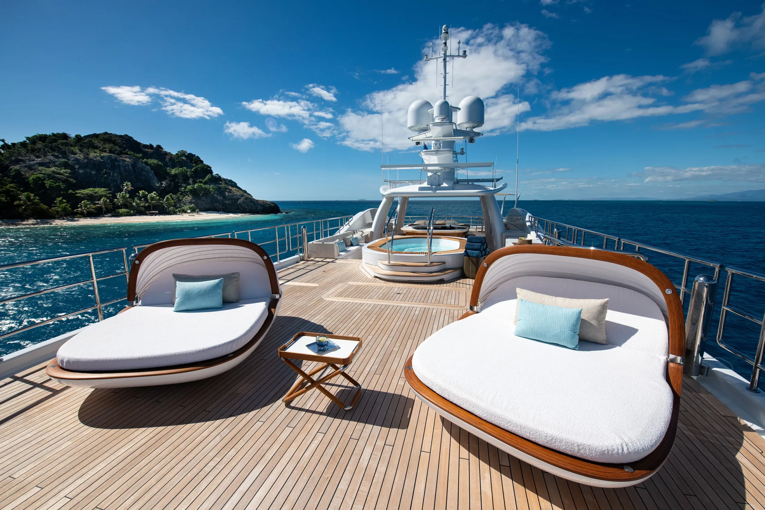 An image of Driftwood yacht