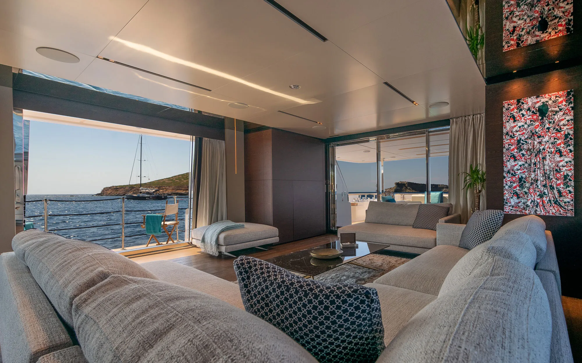 An image of Acqua yacht