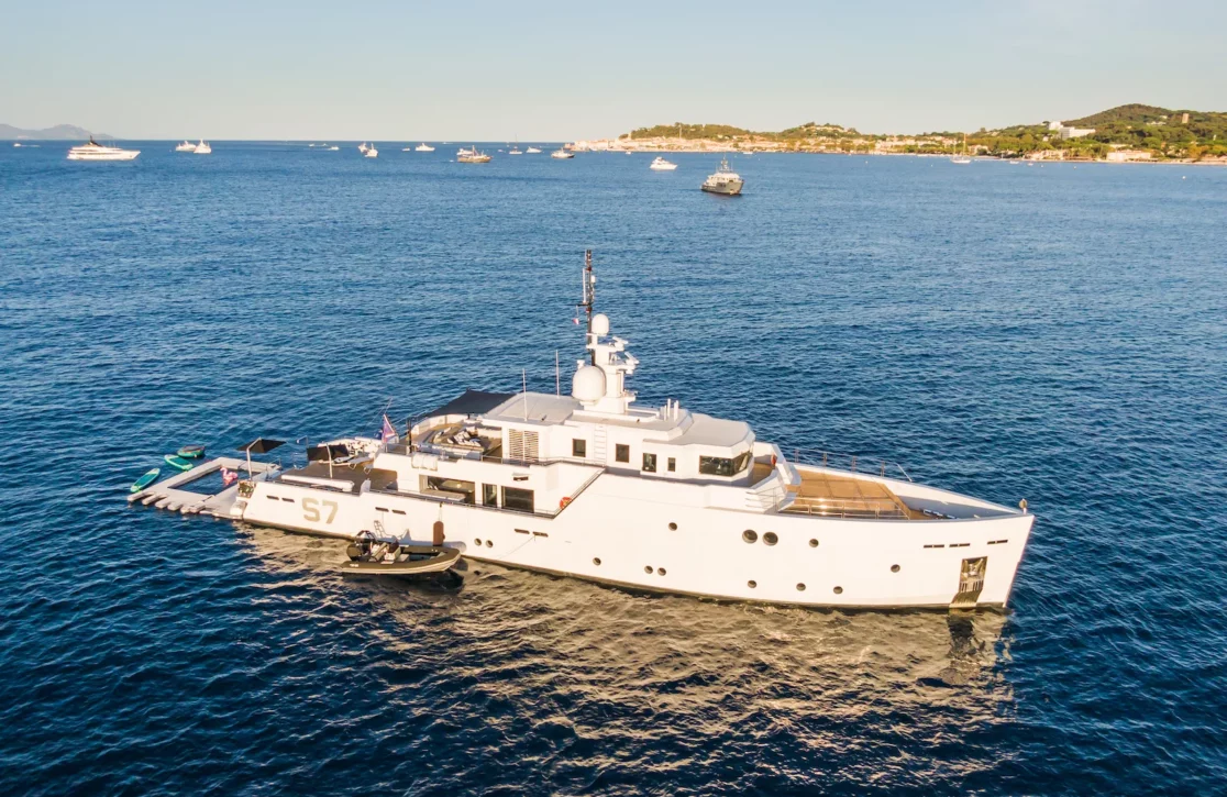 An image of S7 yacht