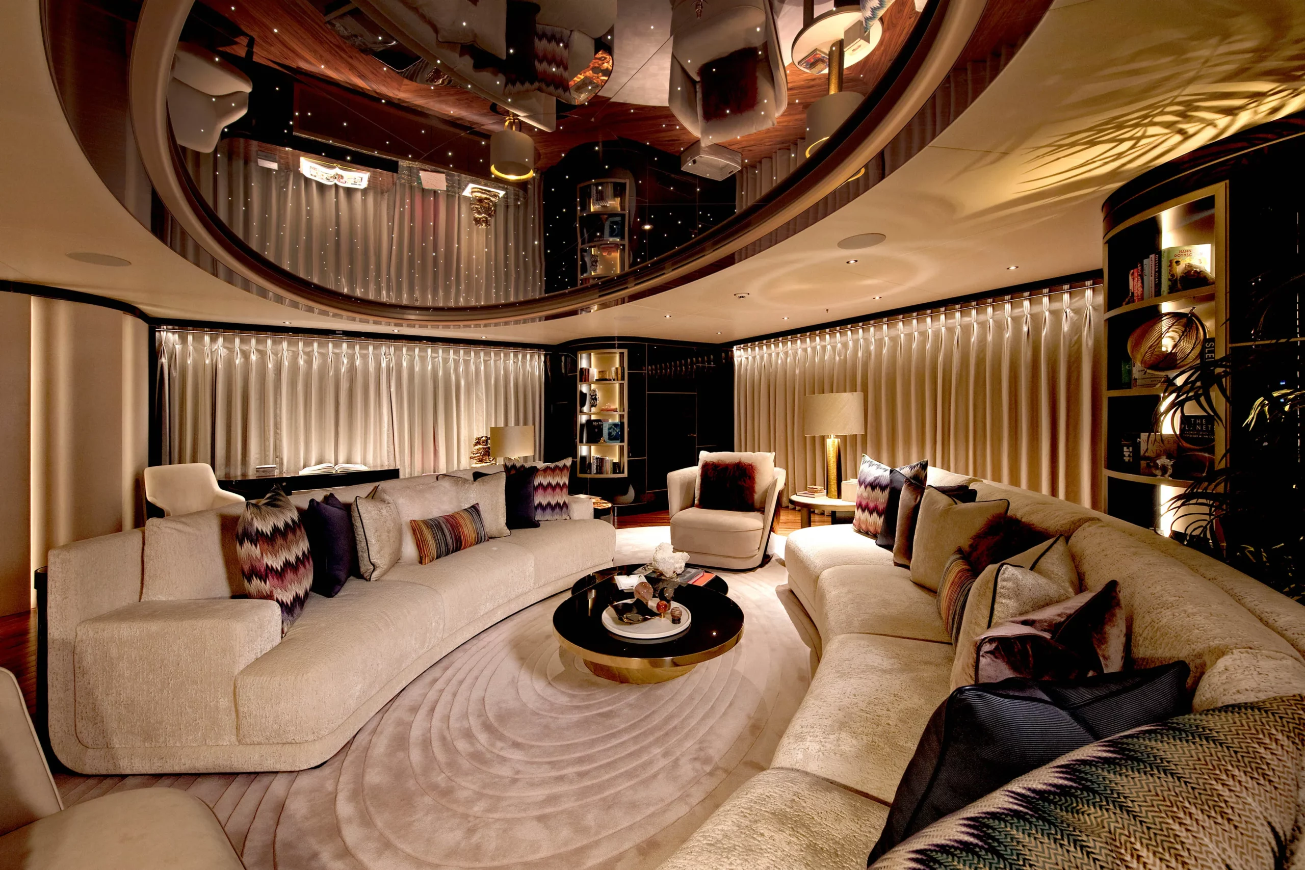 An image of Arrow yacht