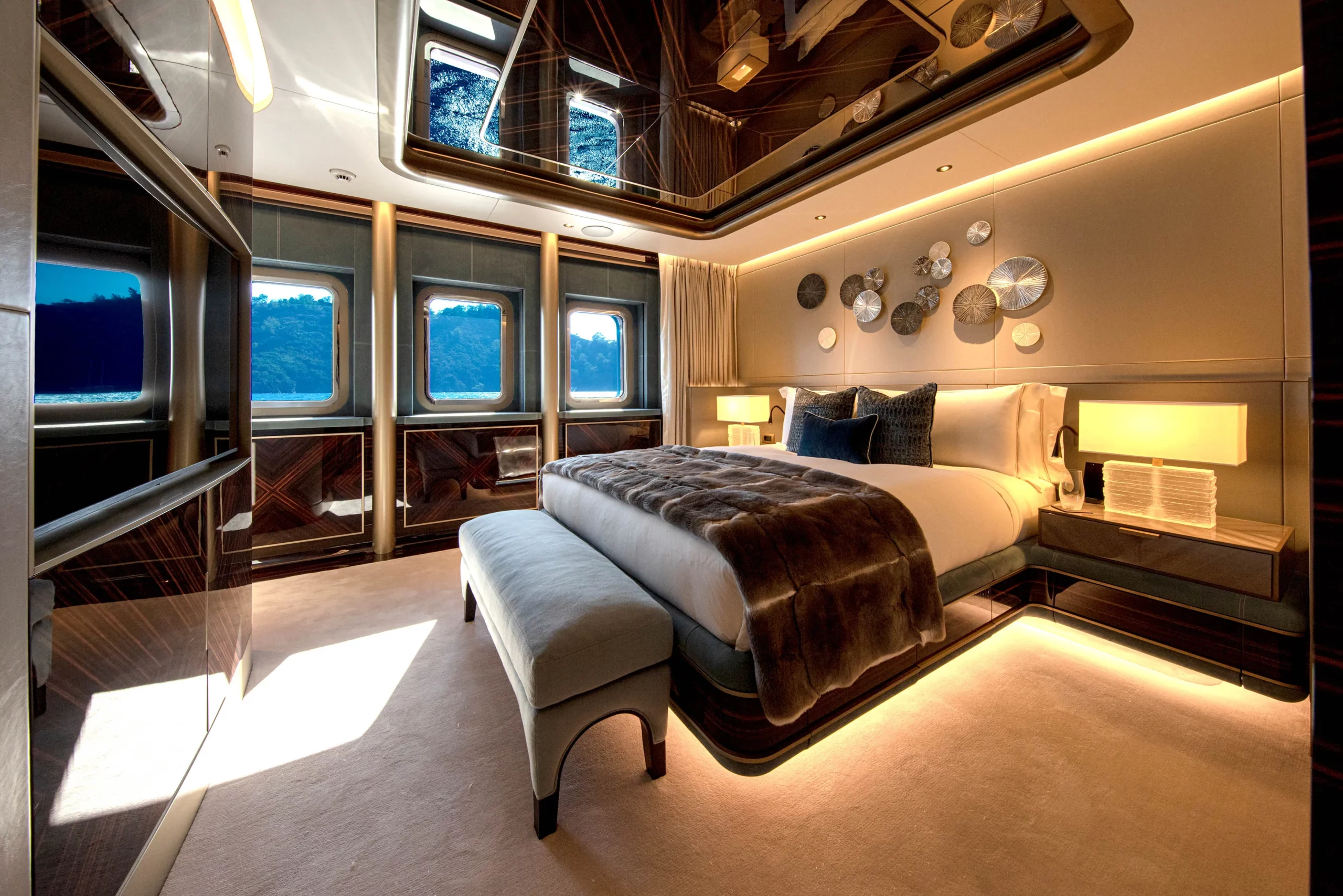 An image of Arrow yacht