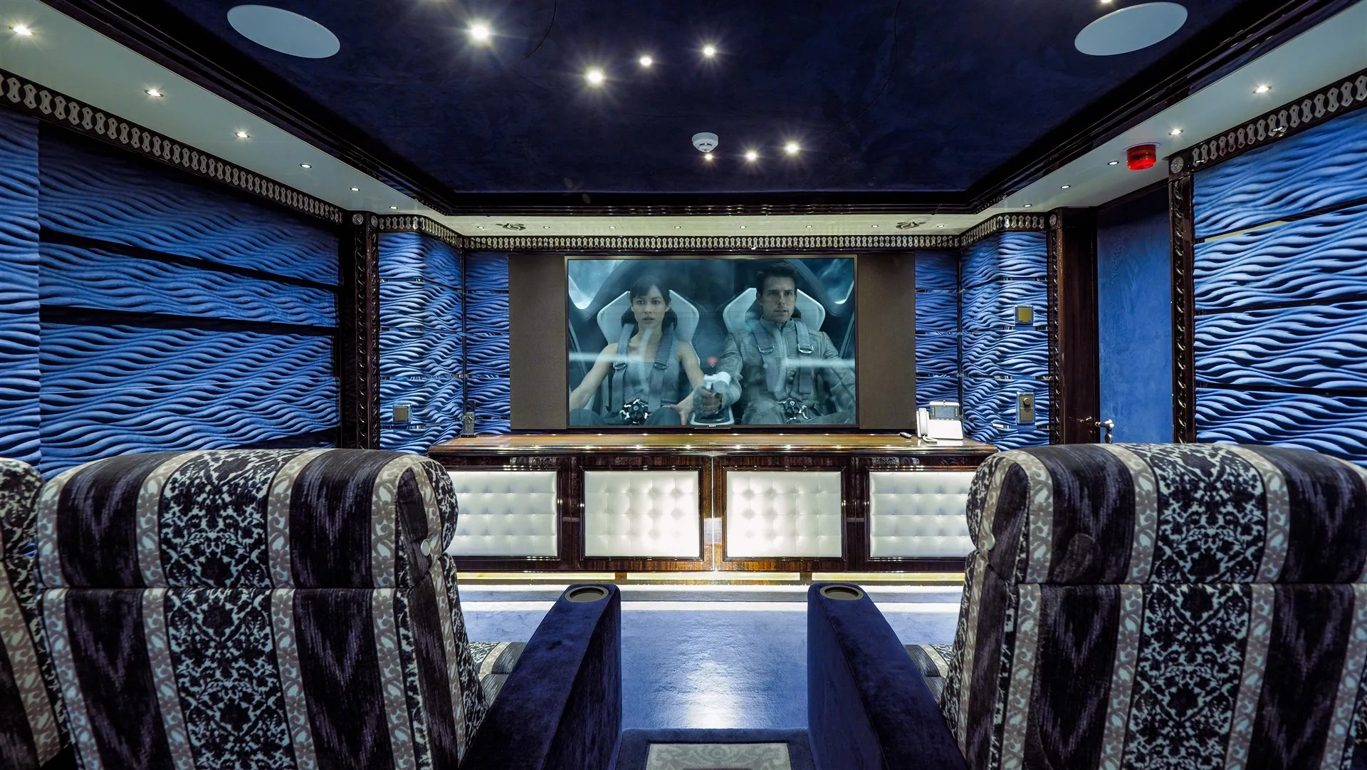 An image of Elements yacht
