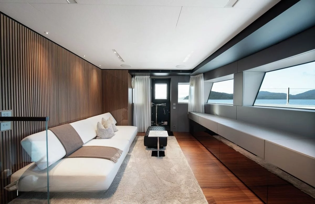 An image of Aix yacht
