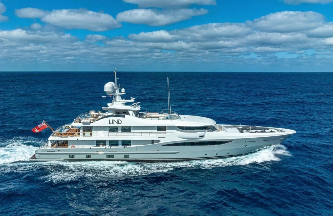 An image of Lind yacht