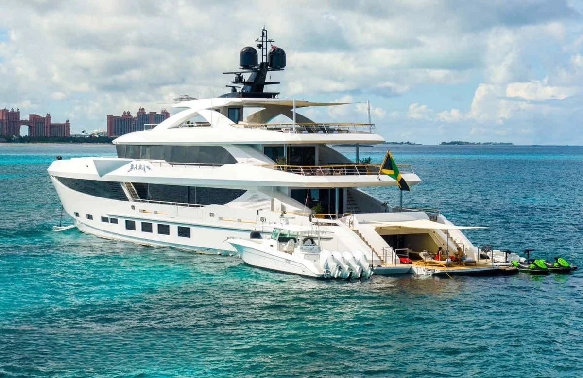 An image of Babas yacht