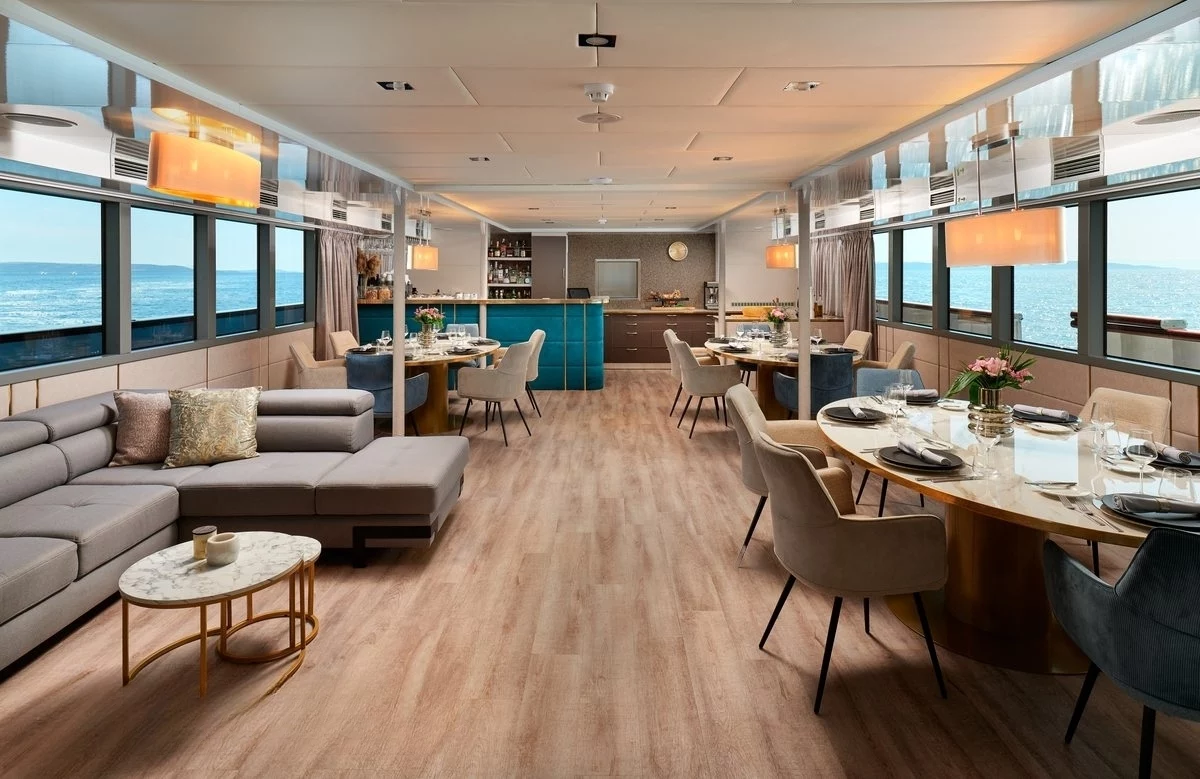 An image of Ohana yacht