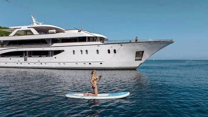 An image of Cristal yacht