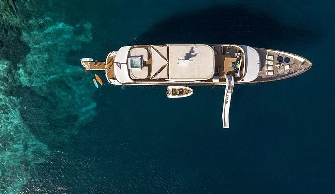 An image of Cristal yacht