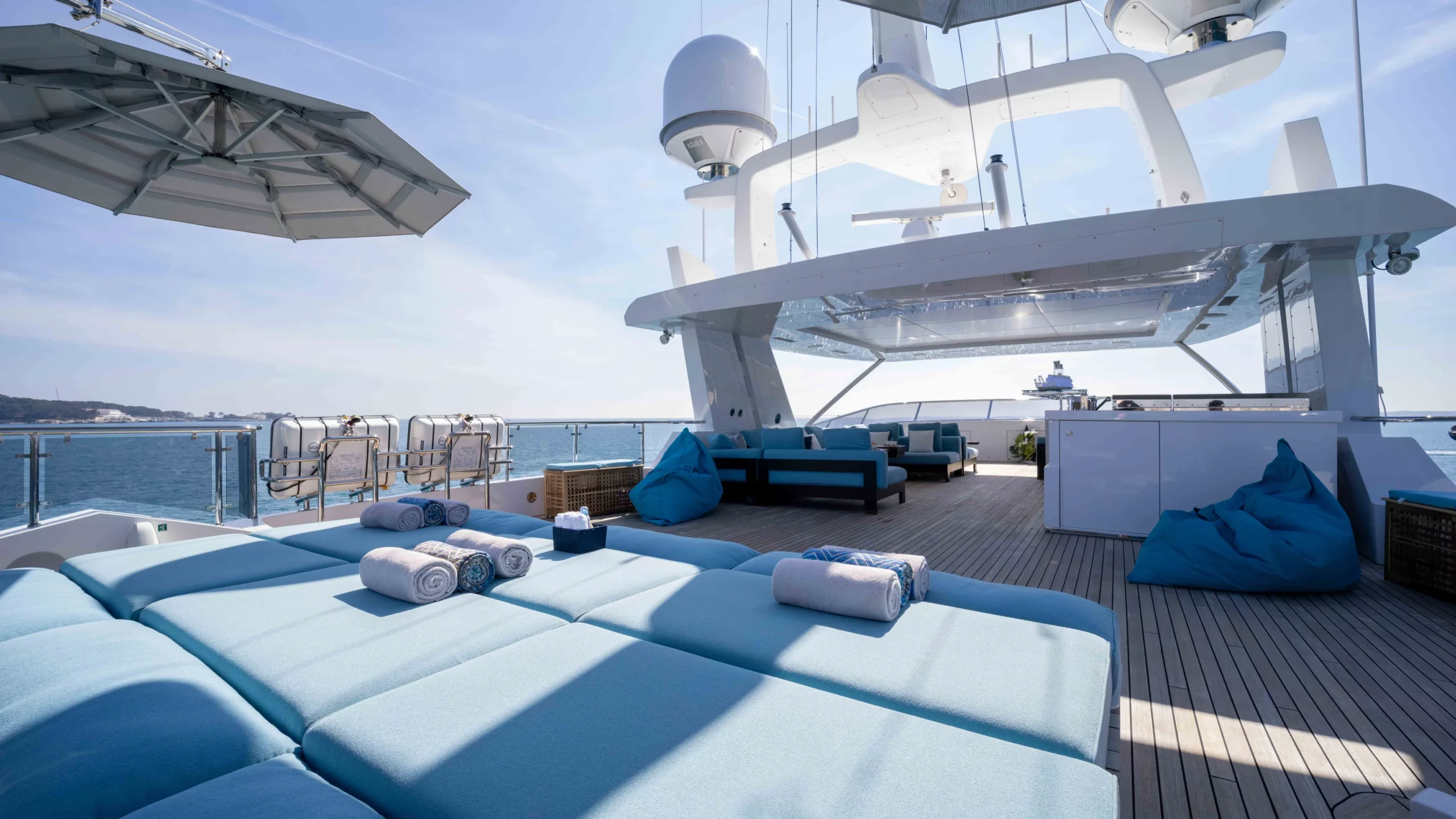 An image of Charade yacht
