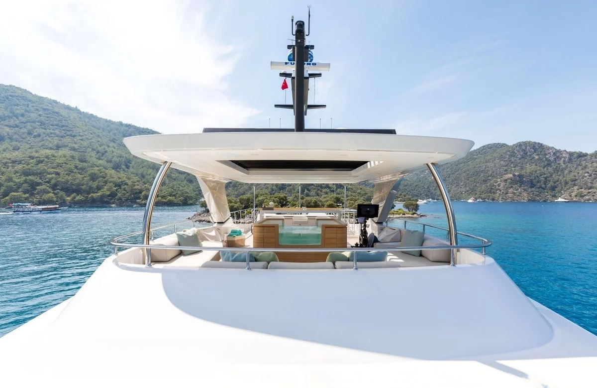 An image of Glory yacht