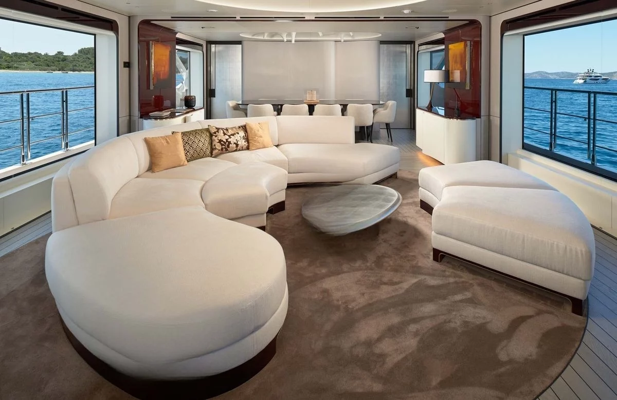 An image of Heed yacht