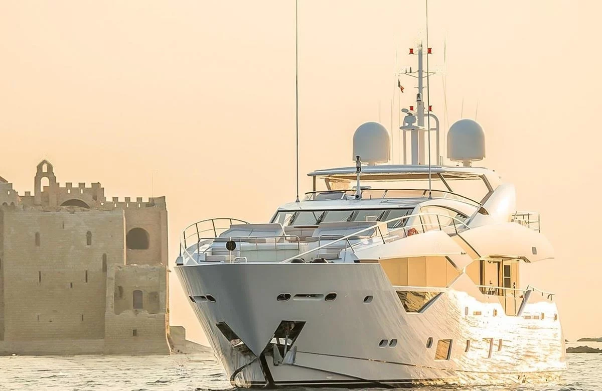 An image of Legende yacht