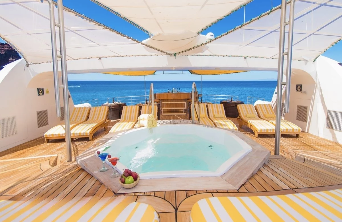 An image of Petrel yacht