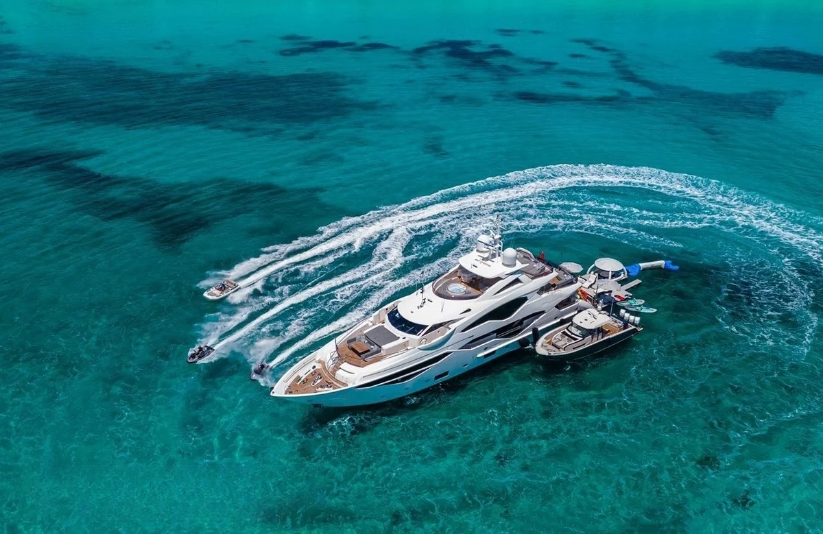An image of Tc yacht