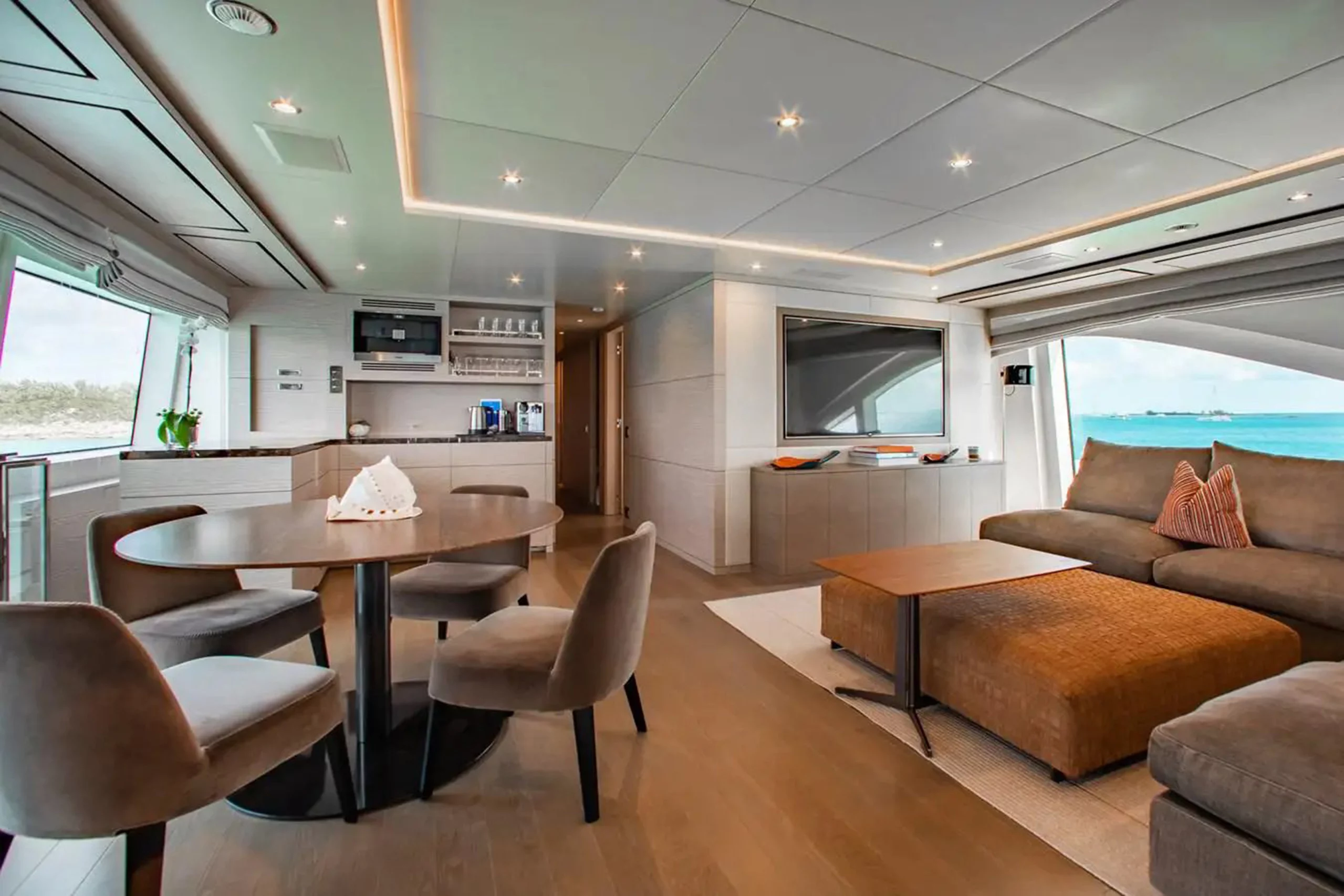 An image of Cofina yacht