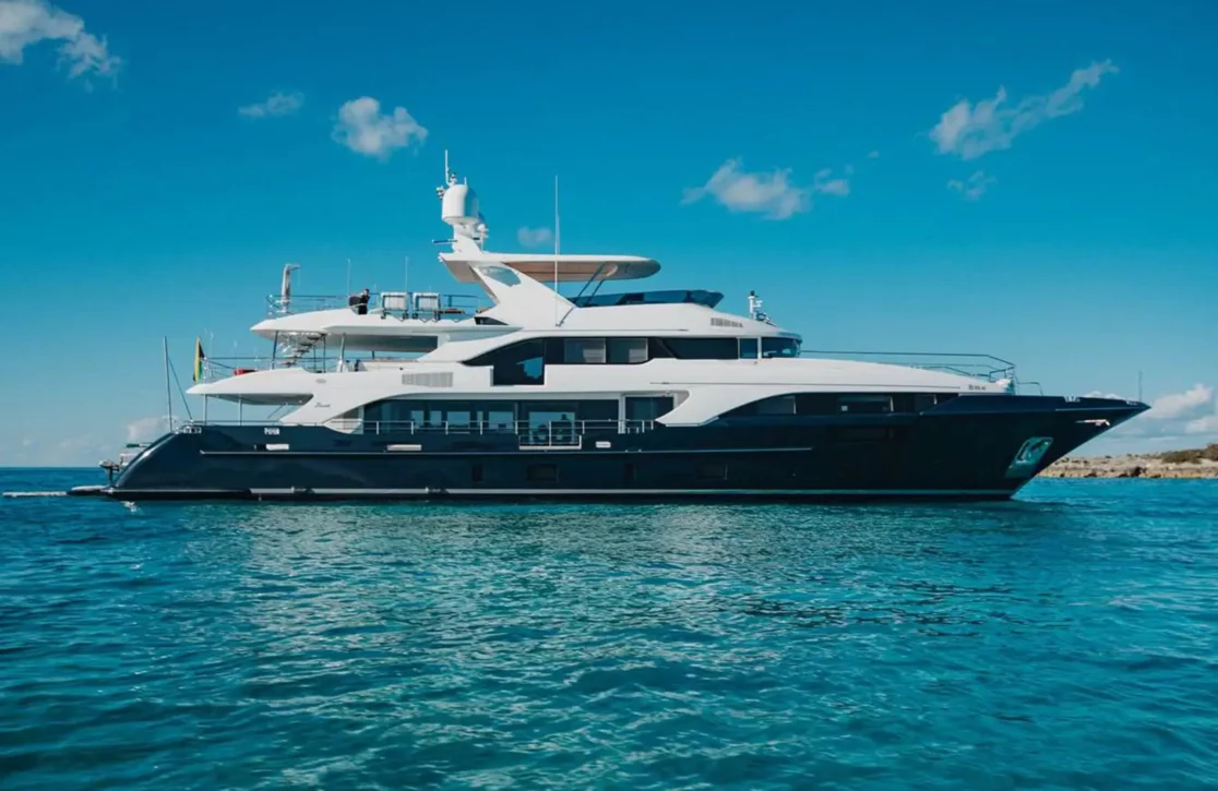 An image of Cofina yacht