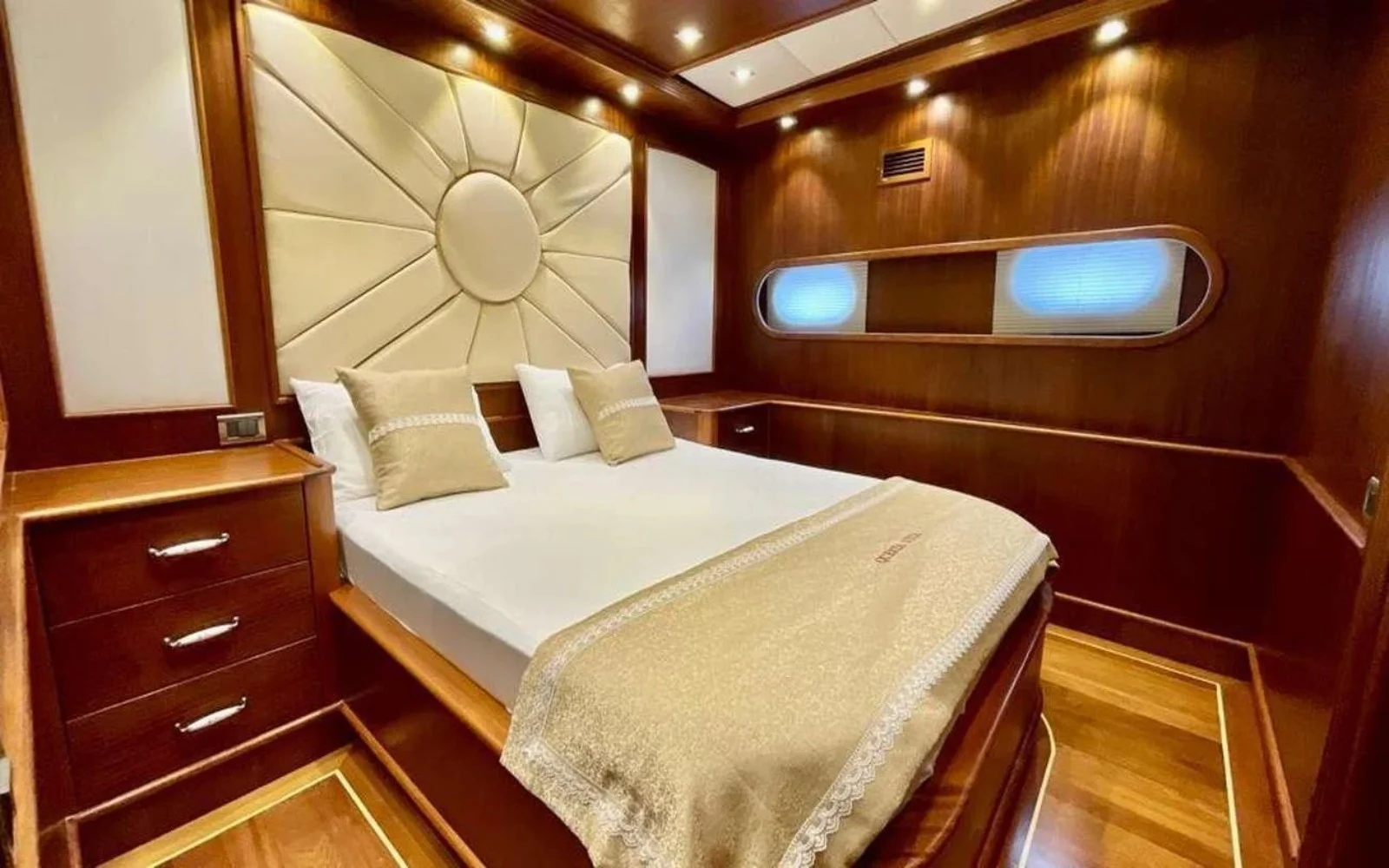 An image of Questa Vita yacht