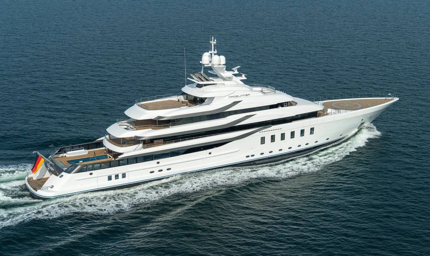 An image of Cc-summer yacht