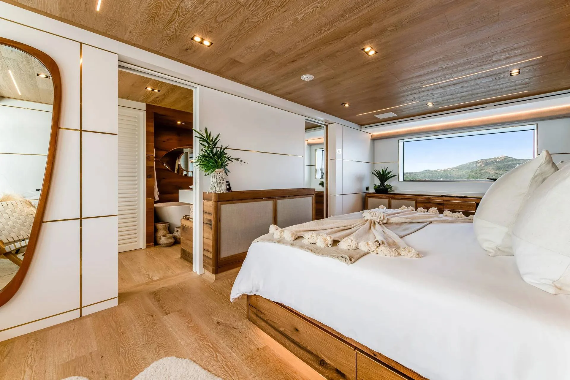An image of Sassa La Mare yacht