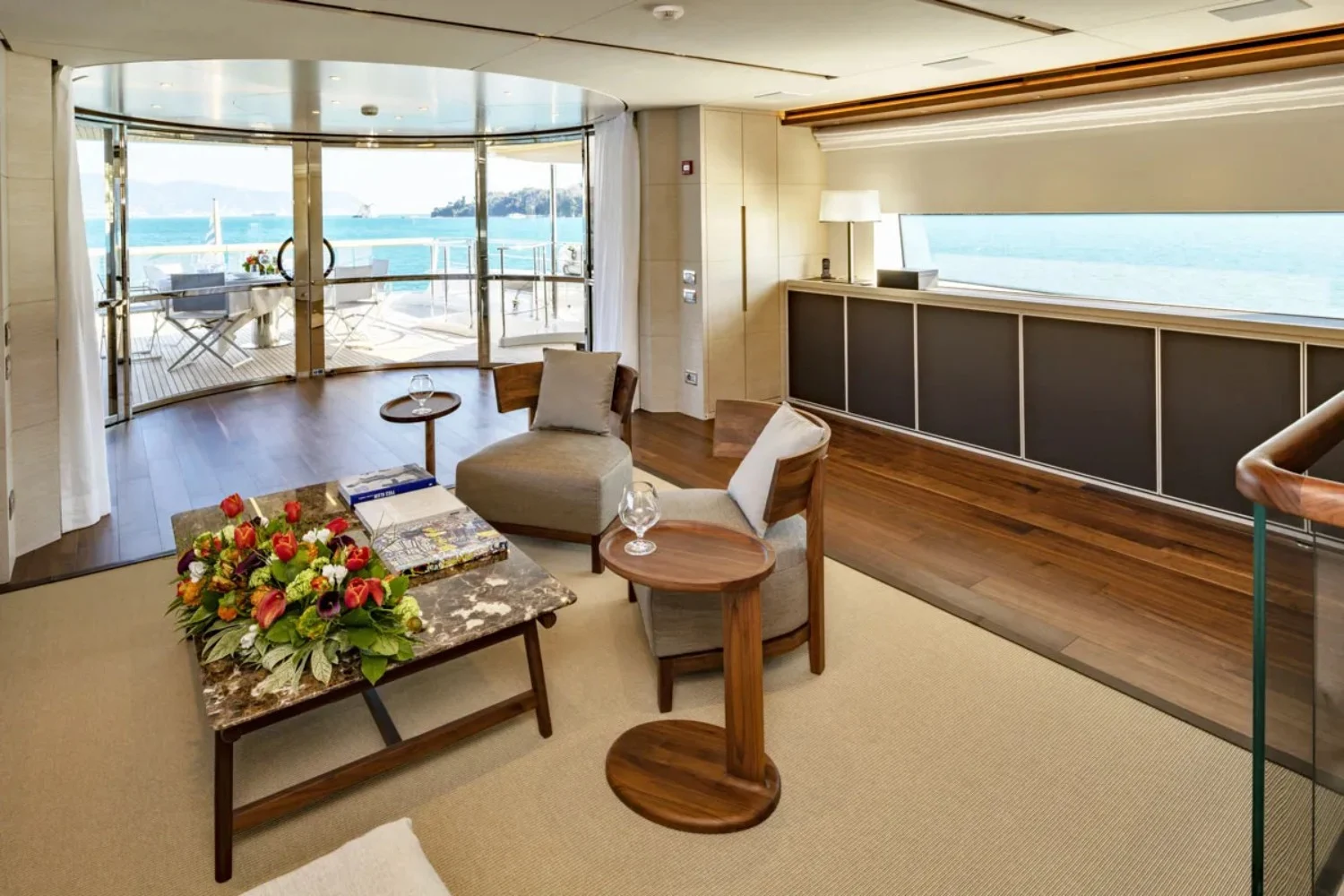An image of Anything Goes V yacht