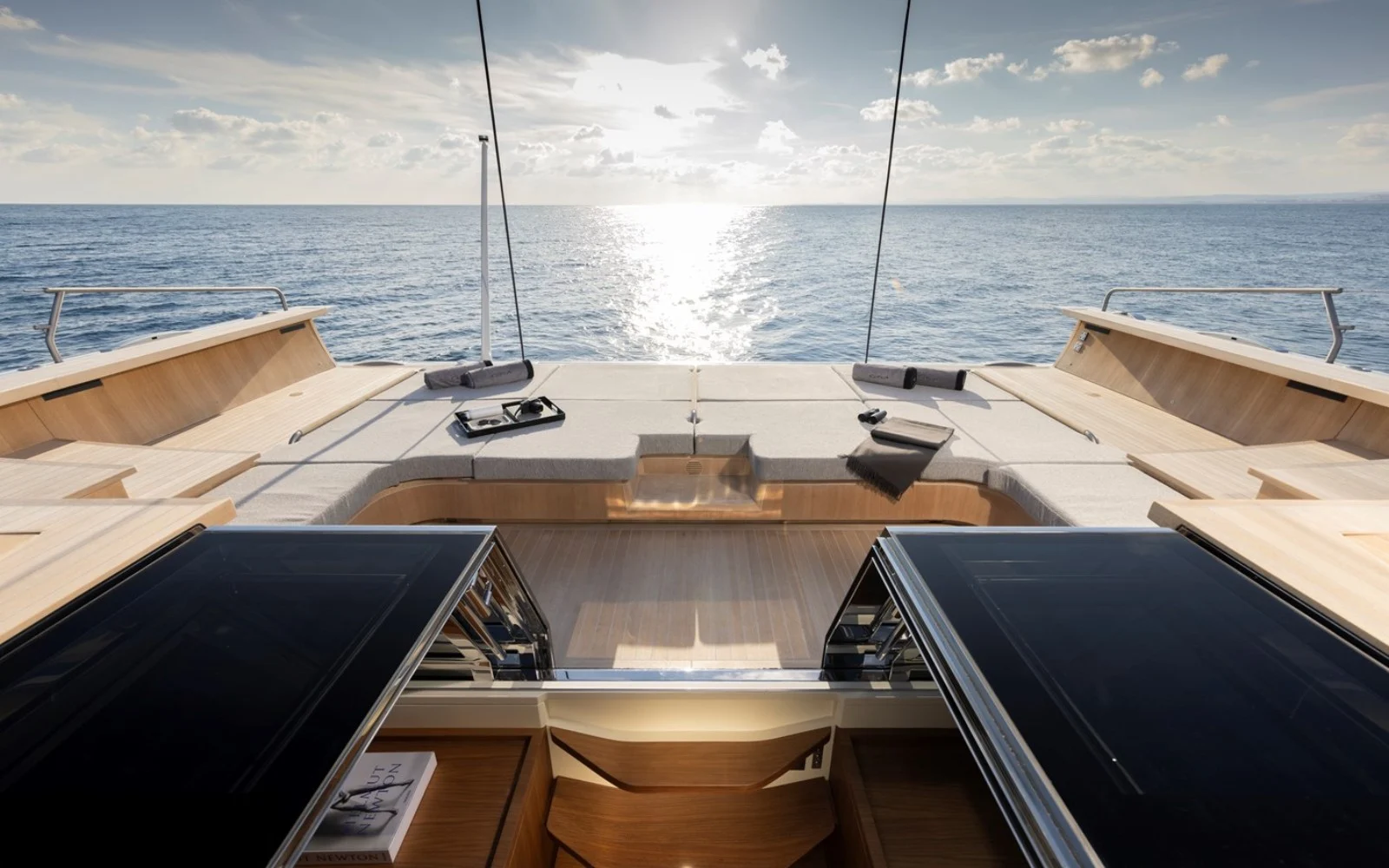 An image of Cefea yacht