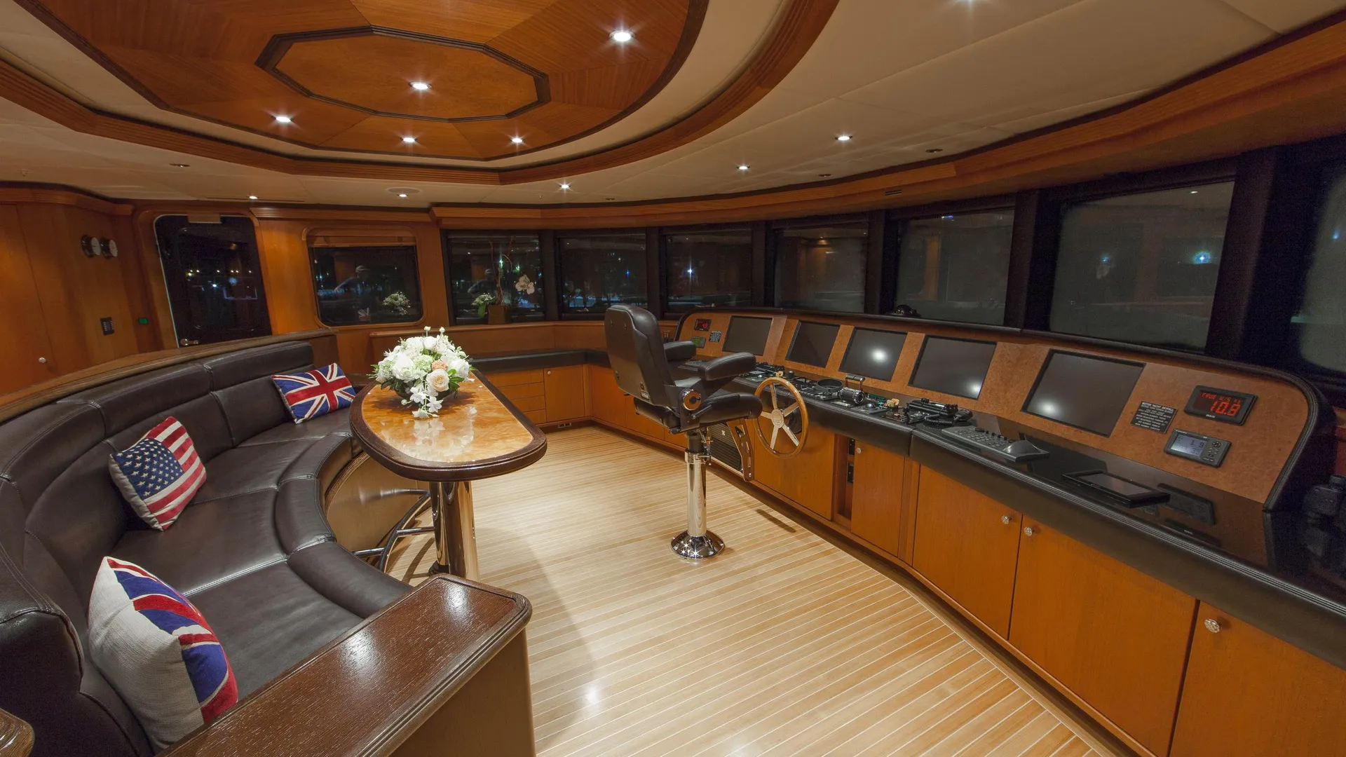 An image of Skyfall yacht
