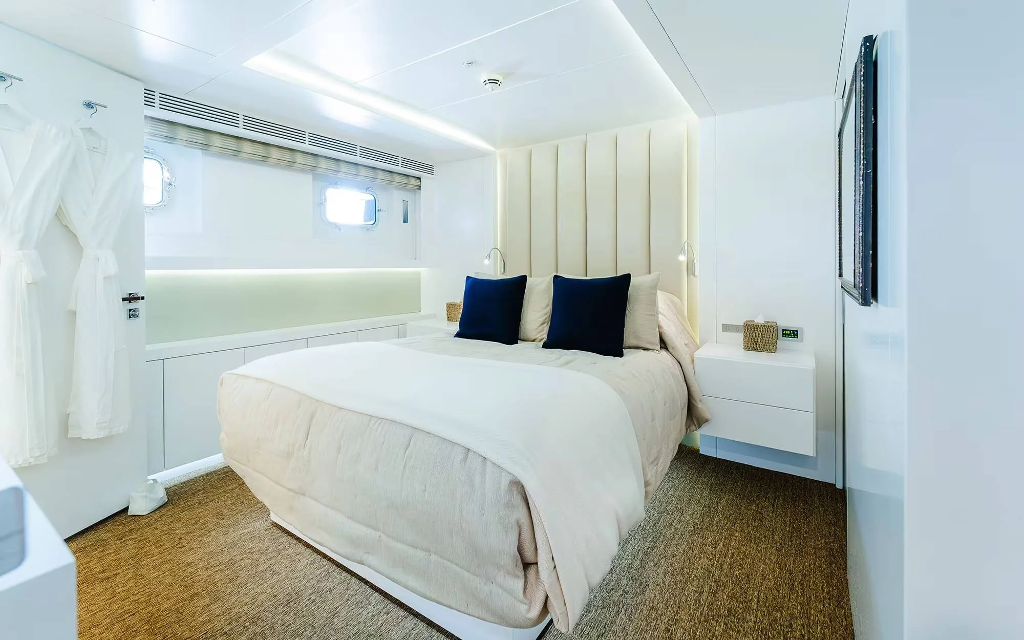 An image of Ocean’s Seven yacht
