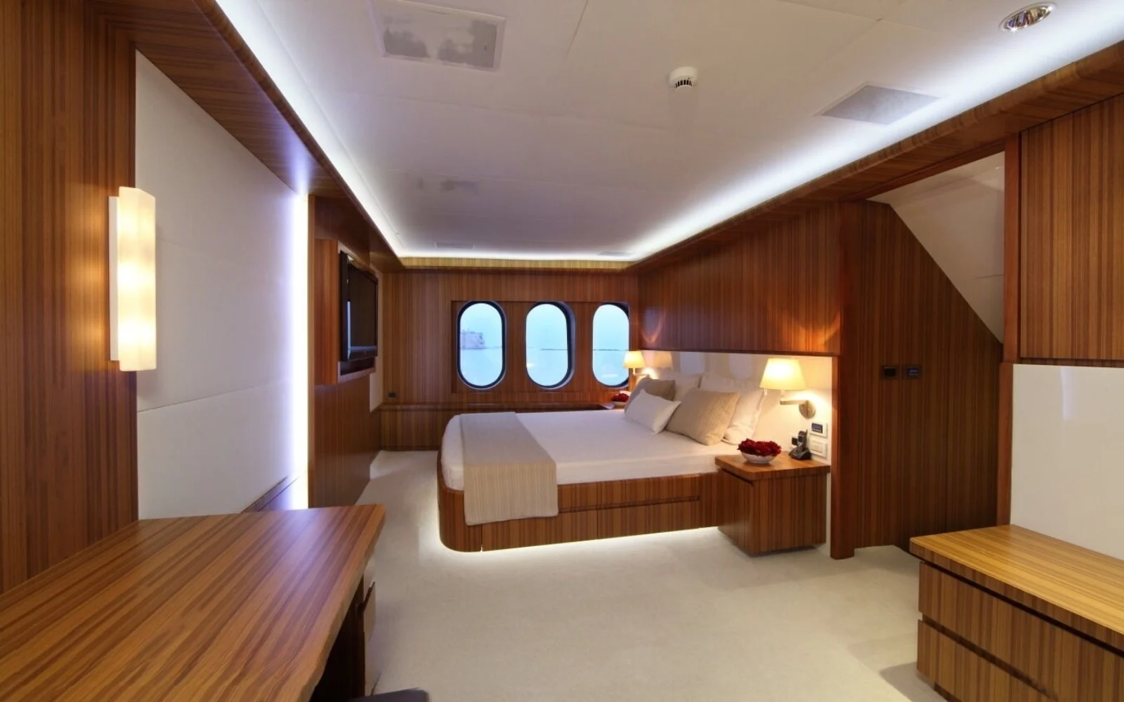 An image of Seashell yacht
