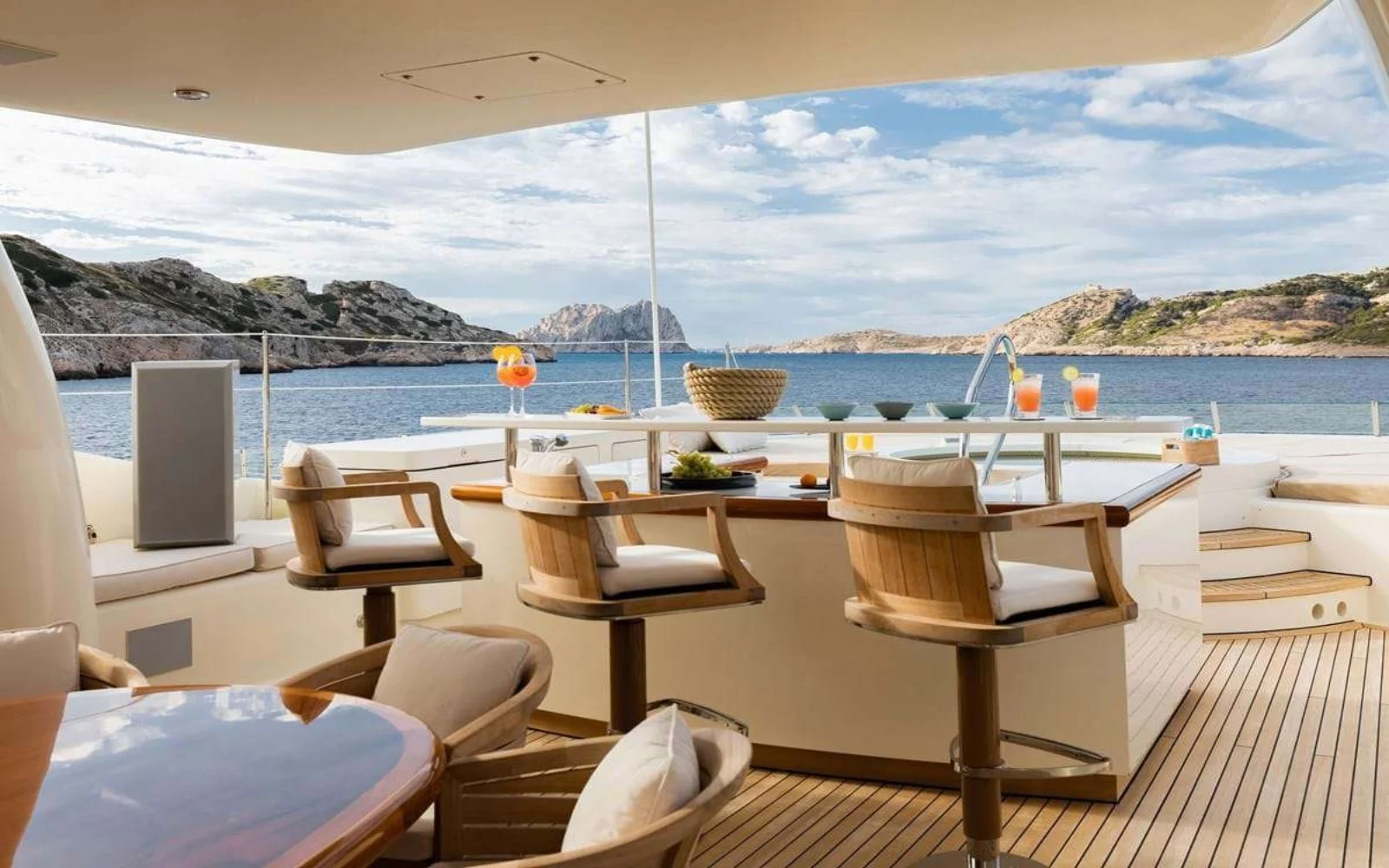 An image of Dojo yacht