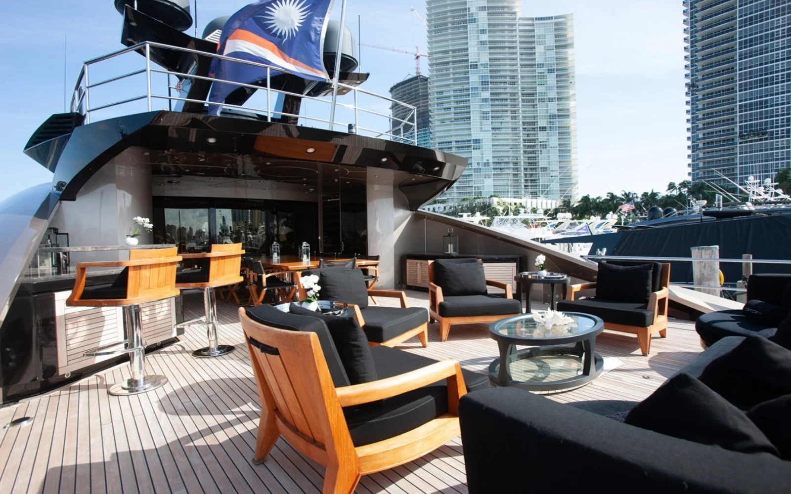 An image of Defiant yacht